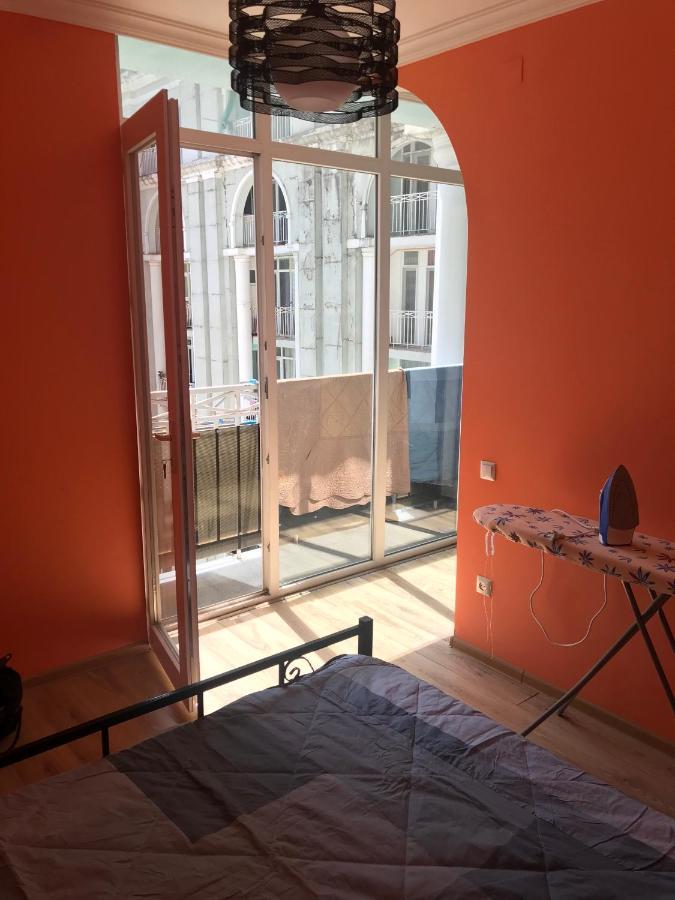 Apartment White Magnolia Batoumi Extérieur photo